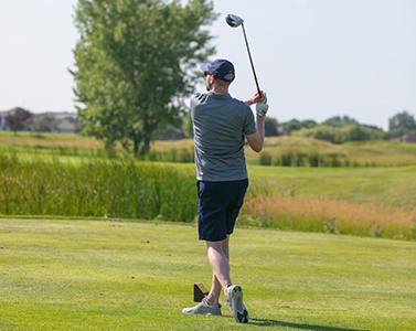 Matt Hammer golfing